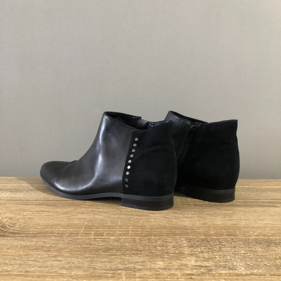 Nine West Womens Size 8 Black Leather Studs Flats Zip Ankle Booties - Picture 6 of 11
